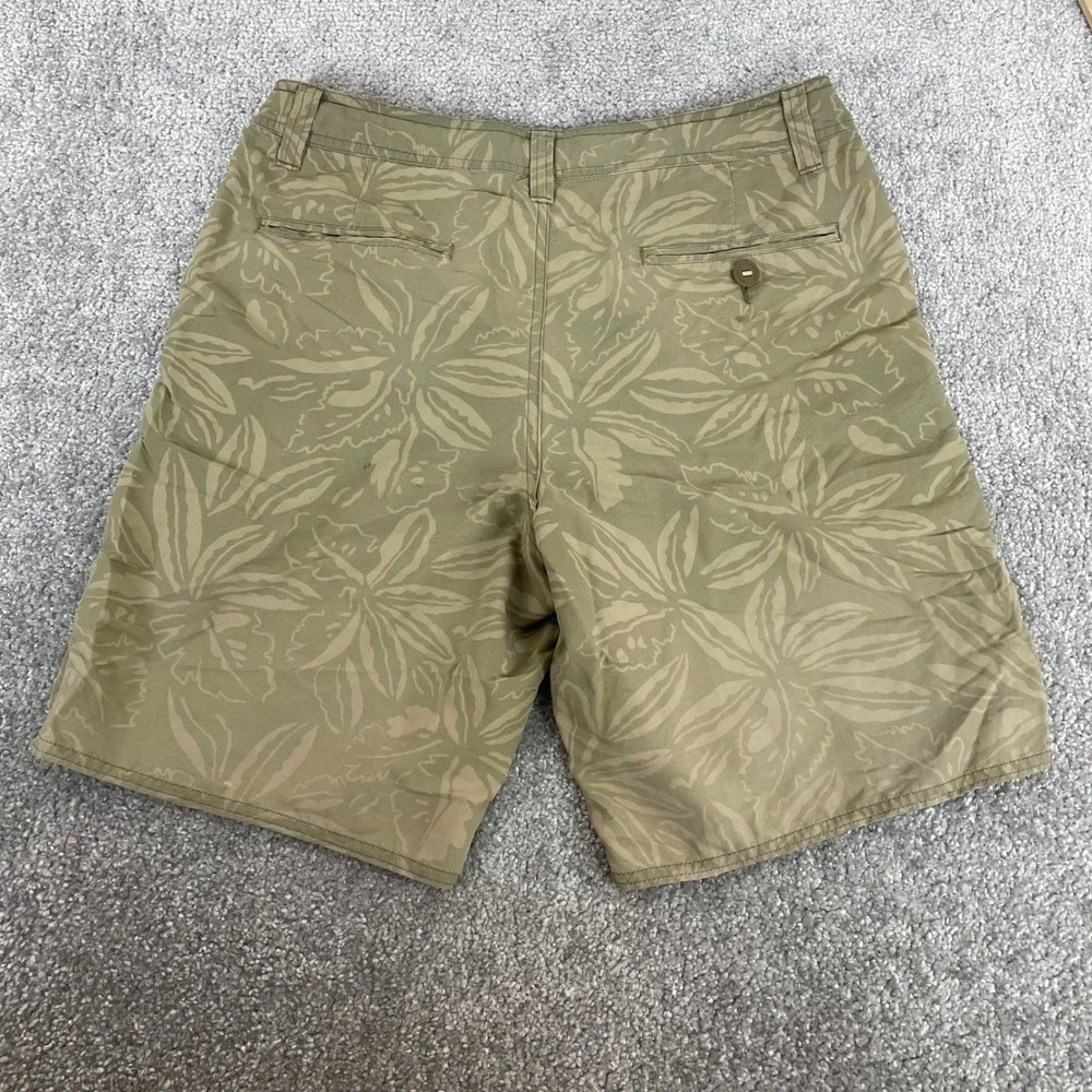Patagonia Shorts Mens 31 Wavefarer Walk Hybrid Board Shorts Tropical Leaf